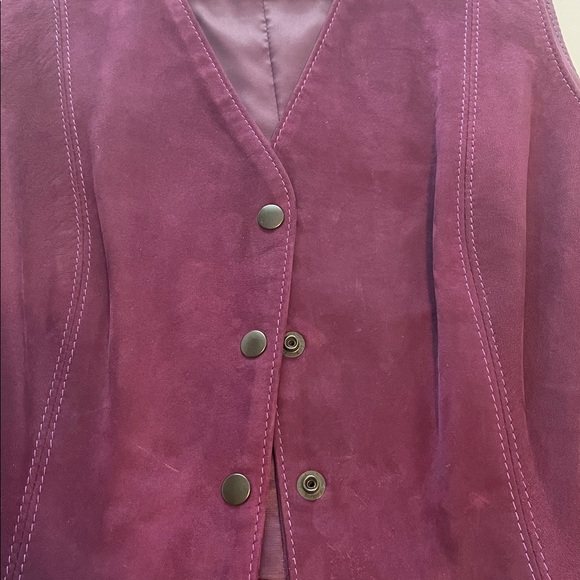 Anne Klein II Y2K mulberry suede snap front vest top petite 4 - Picture 9 of 11